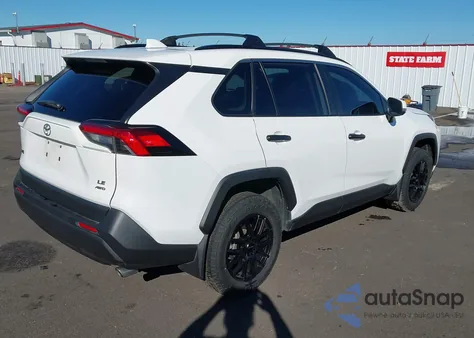 2019 Toyota Rav4 Le z USA, uszkodzony, nr VIN JTMG1RFV5KD036006